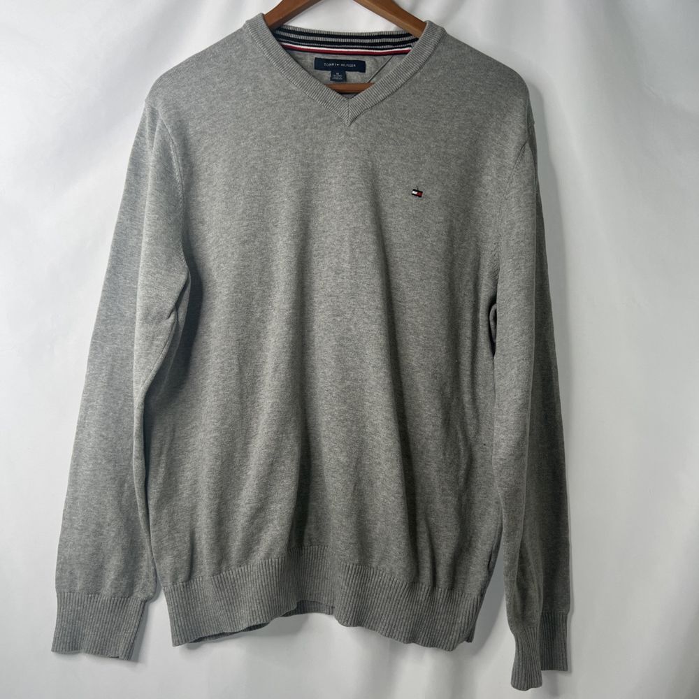 Tommy Hilfiger Men's XL Pullover Sweater Vneck Classic‎ Knit Logo Gray